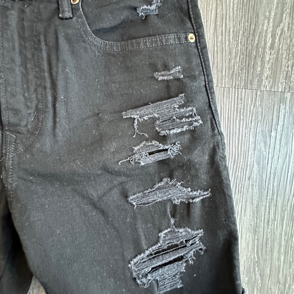 American Eagle AirFlex+ Black Distressed Denim Shorts Men’s Size 31 - Picture 9 of 17